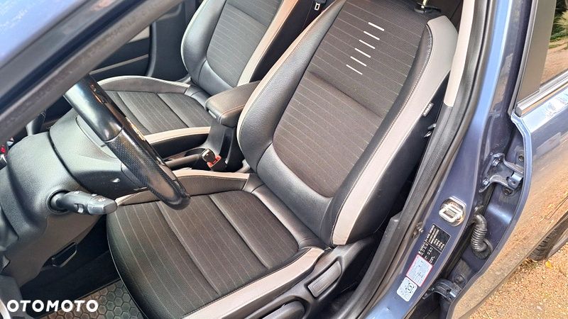 Kia Stonic 1.4 L - 20