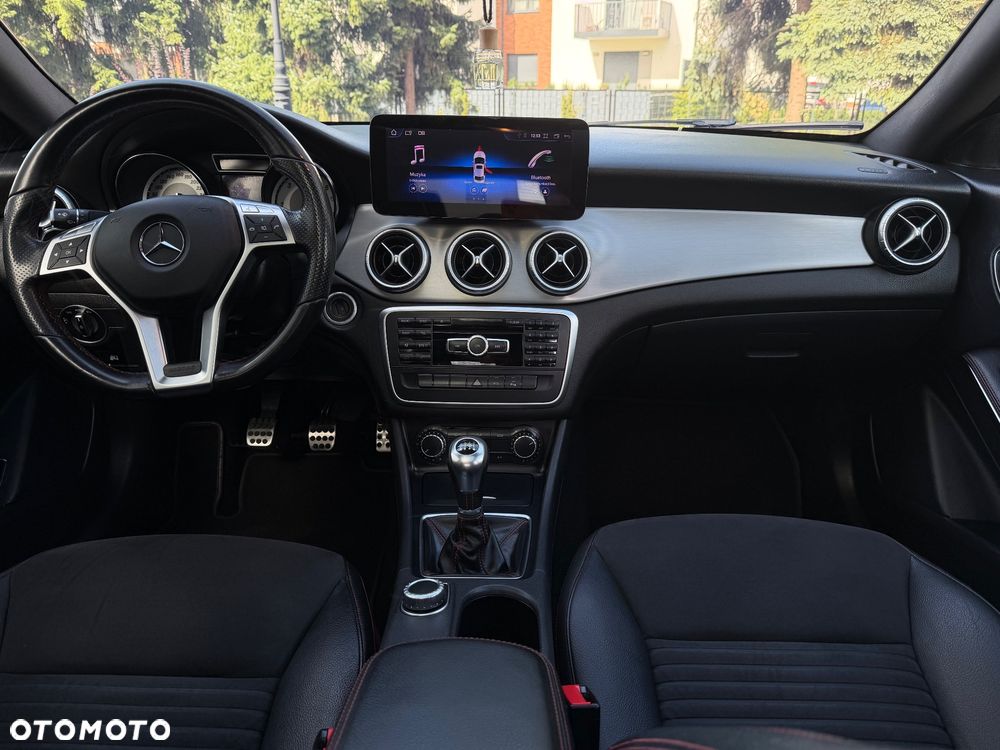 Mercedes-Benz CLA - 22
