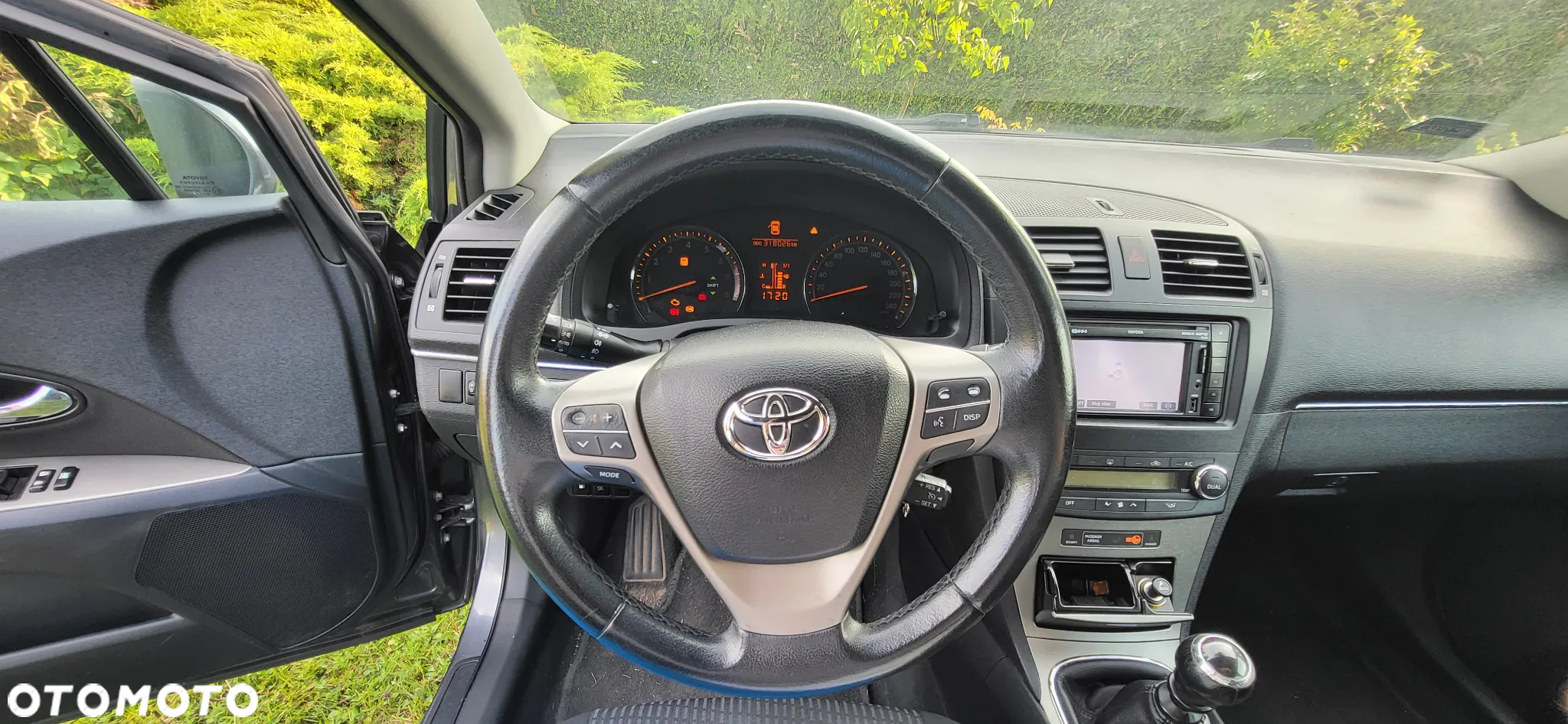 Toyota Avensis - 15