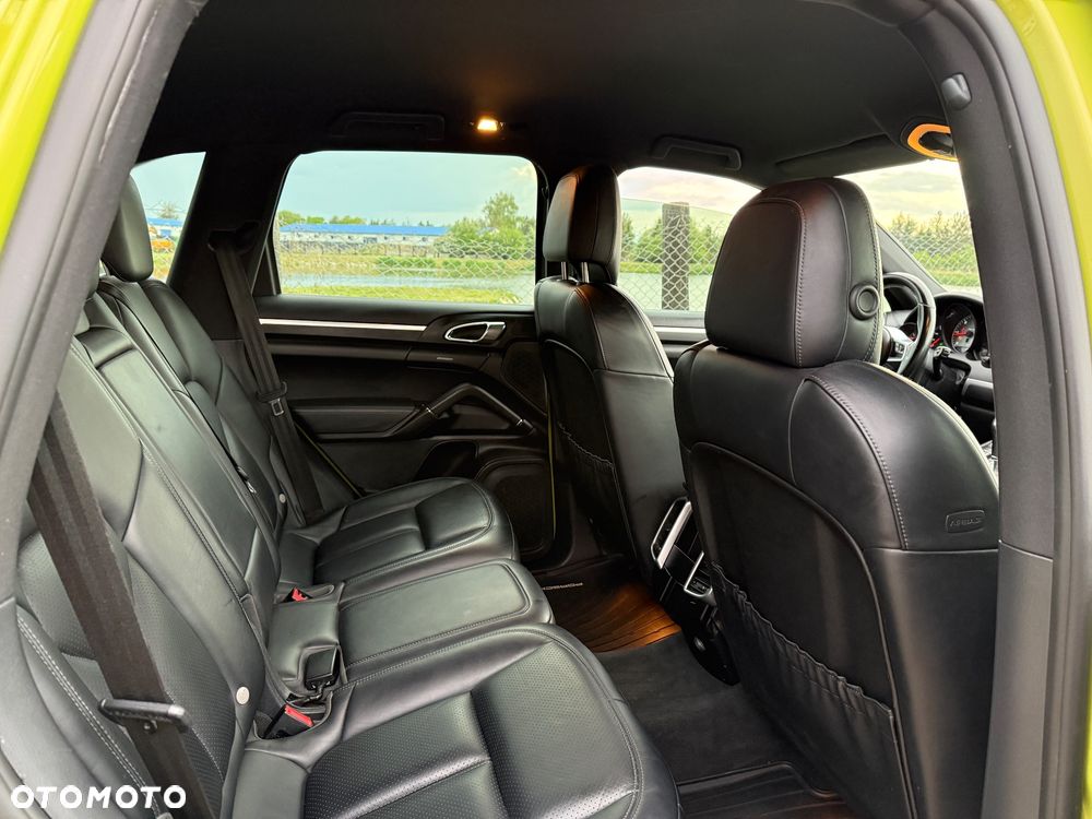 Porsche Cayenne S Diesel - 15