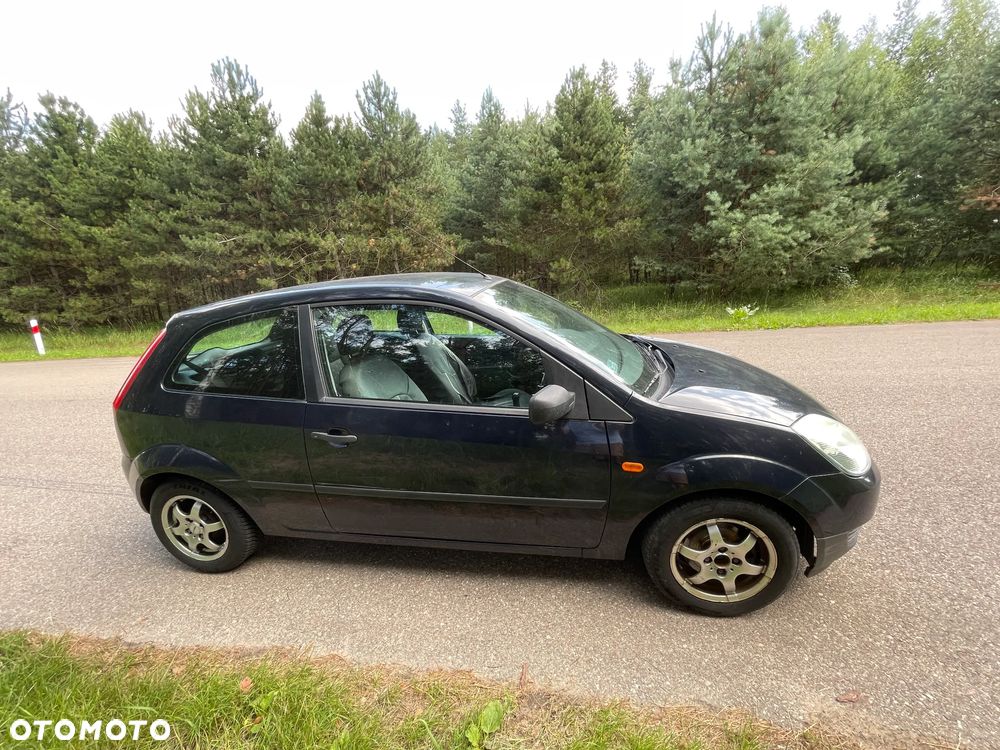 Ford Fiesta 1.3 - 14