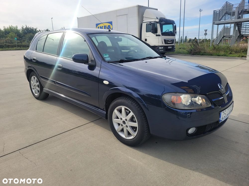 Nissan Almera 1.5 acenta - 2