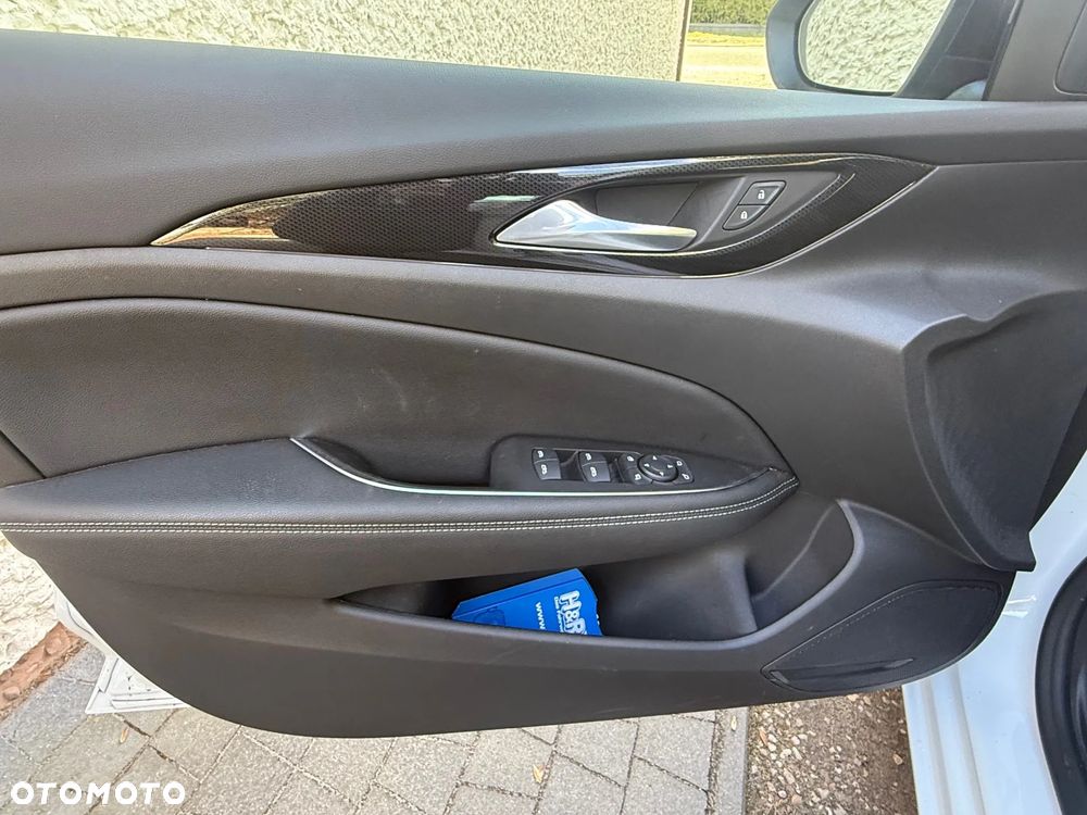 Opel Insignia 2.0 CDTI Business Elegance S&S - 13