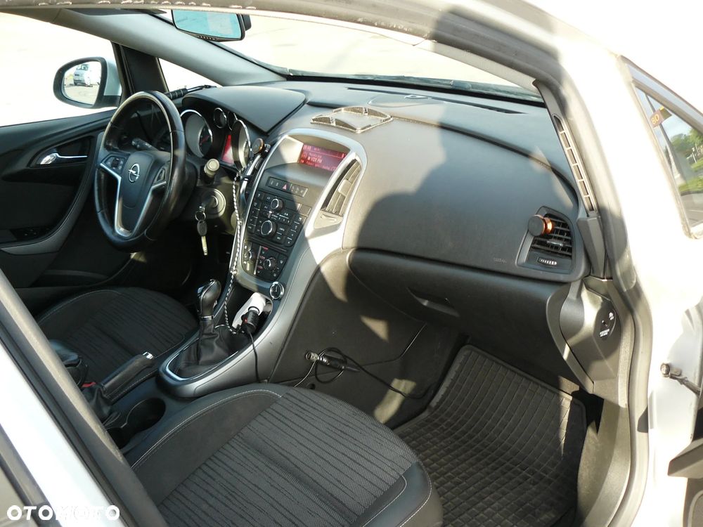 Opel Astra - 25