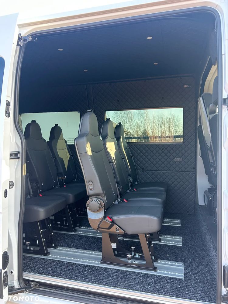 Renault Master L2H2 VA 9-Sitzer - 9