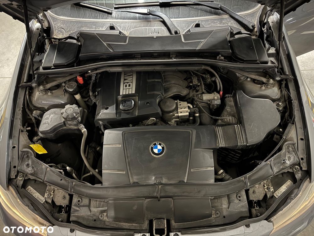 BMW Seria 3 318i Edition Lifestyle - 20