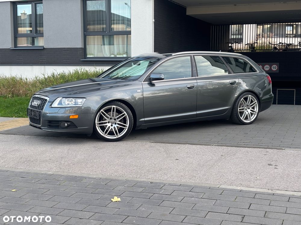 Audi A6 Avant 2.4 - 7