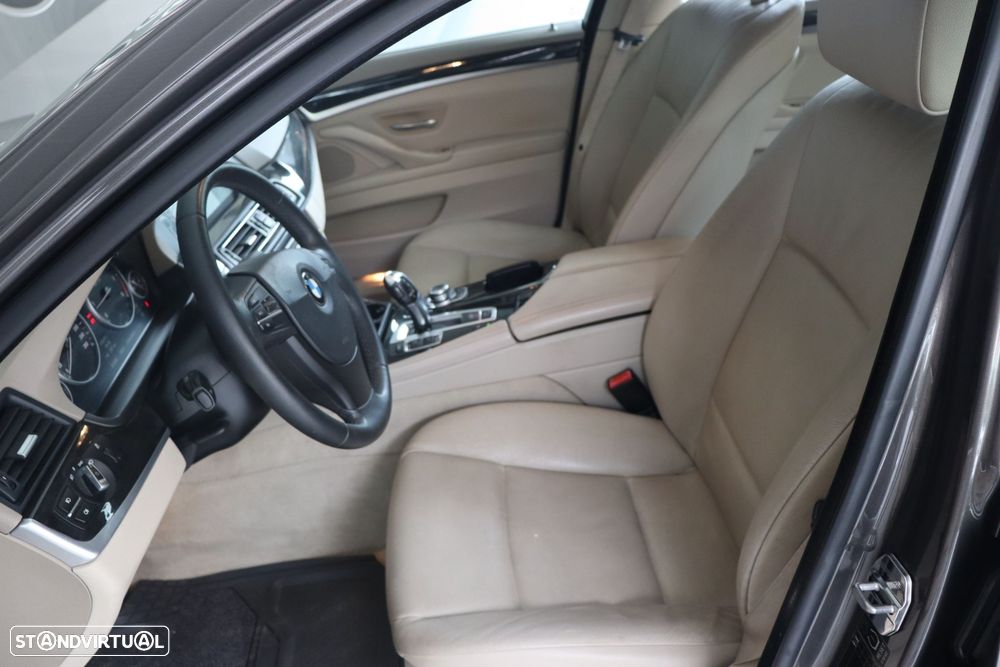 BMW 520 d Line Luxury Auto - 13