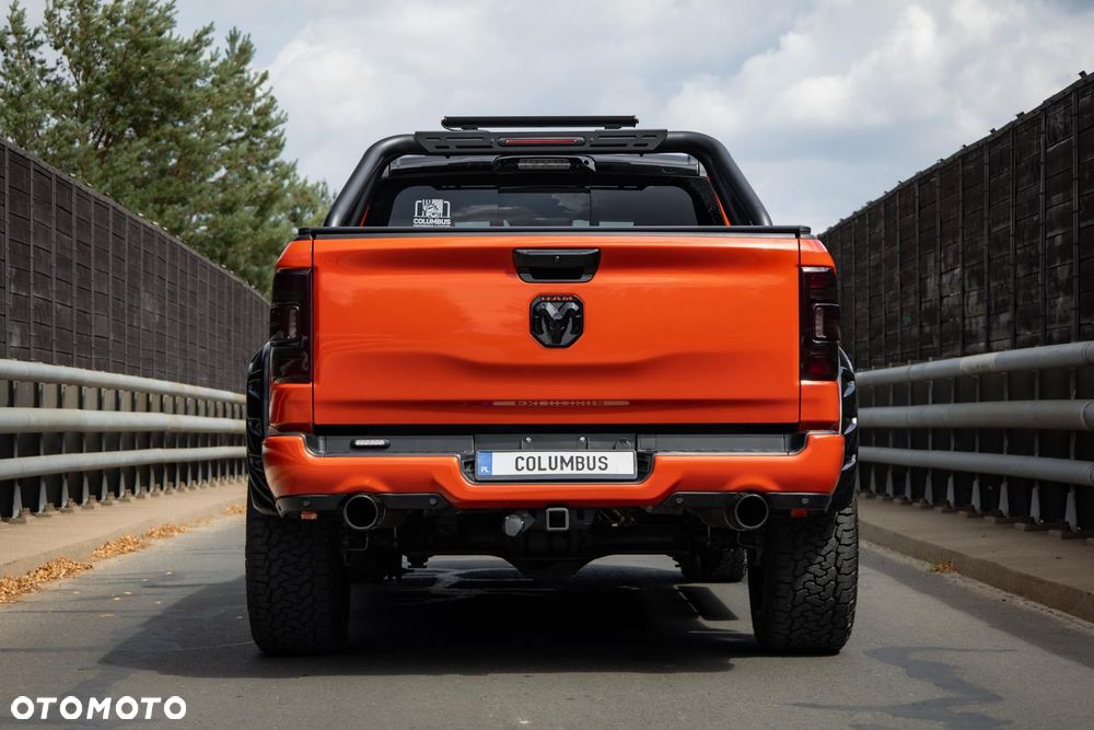 RAM 1500 5.7 Crew Cab Longbed Laramie Black - 35