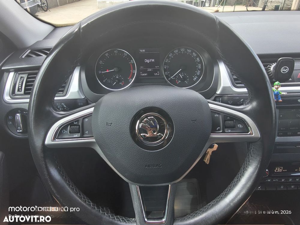 Skoda RAPID 1.2 TSI Ambition - 8