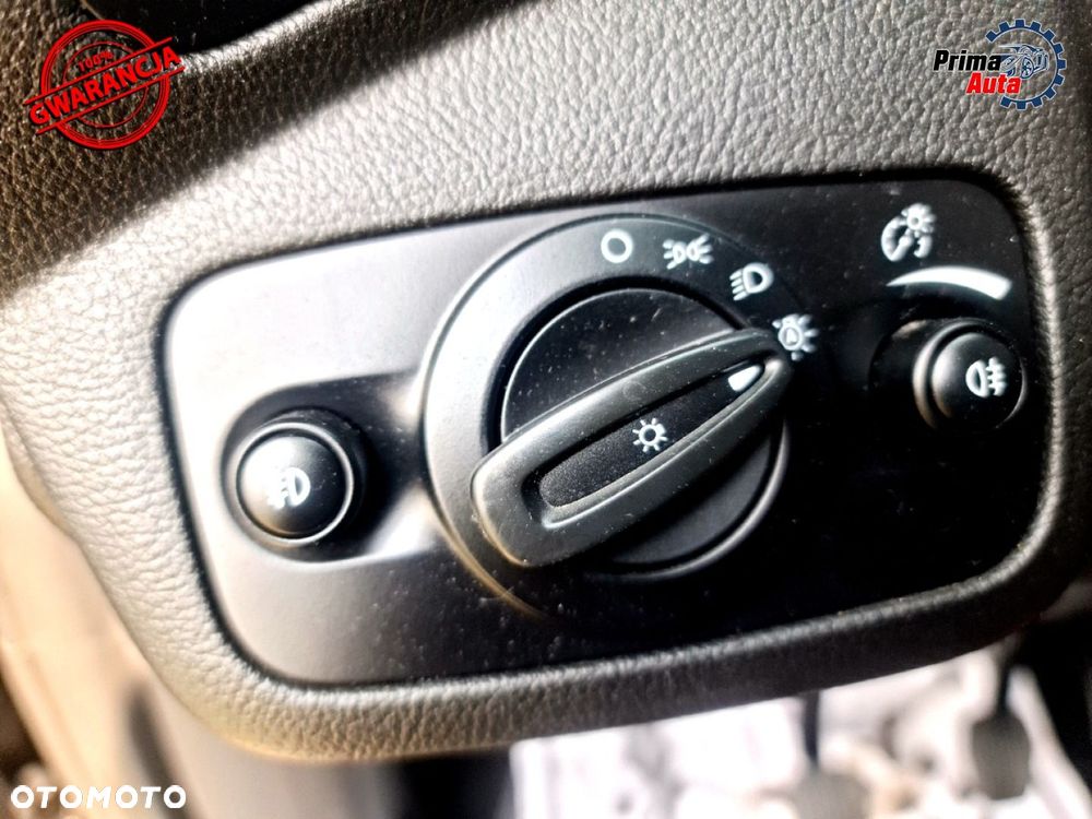 Ford C-MAX 2.0 TDCi Start-Stop-System Titanium - 21