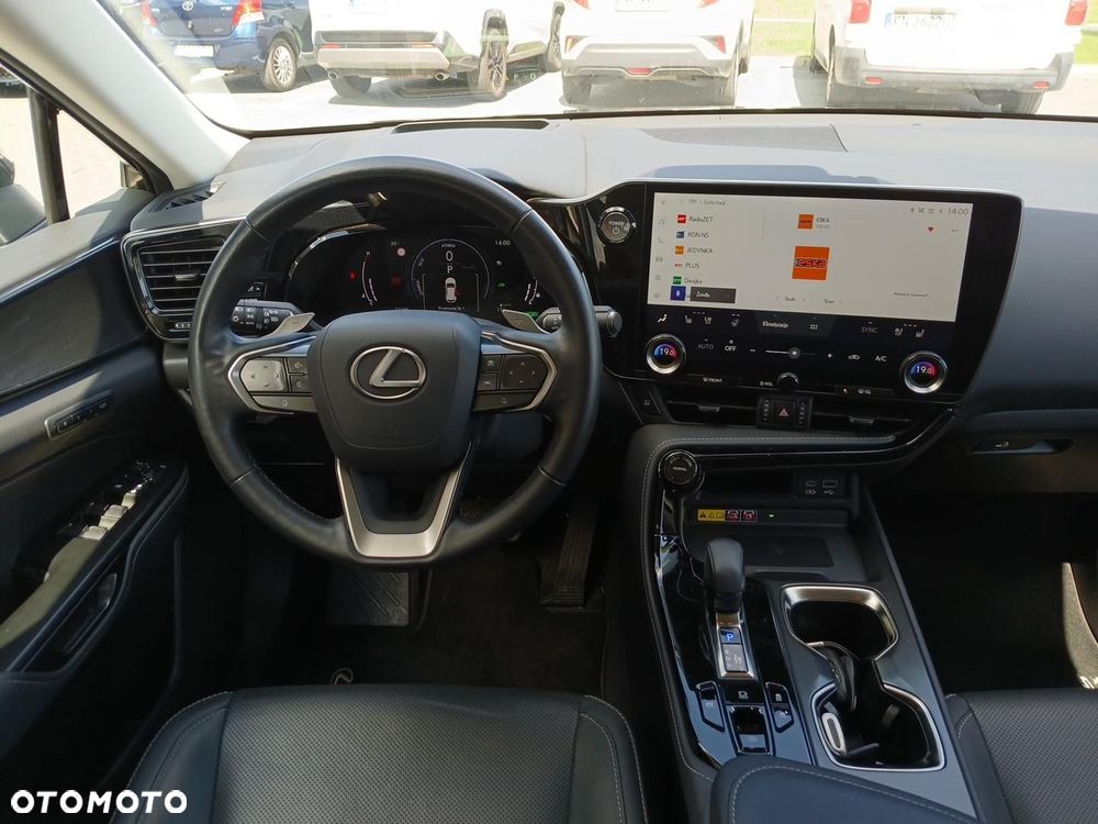 Lexus NX 350h Omotenashi AWD - 11