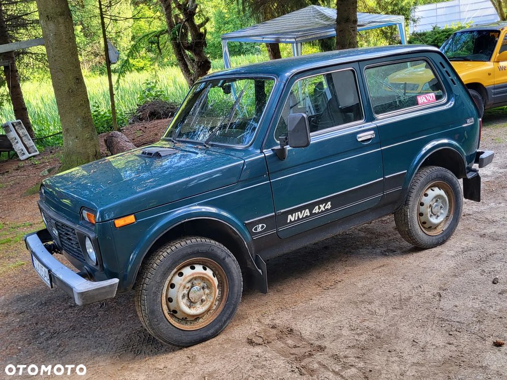 Lada Niva 1.7i - 11