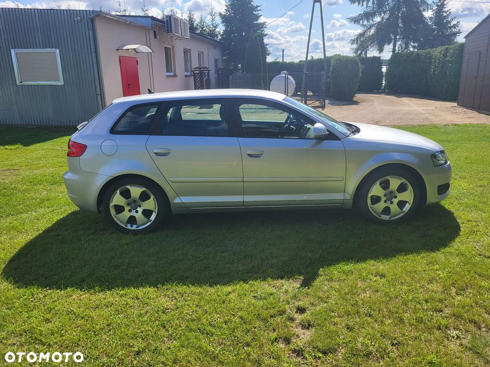 Audi A3 Sportback - 12