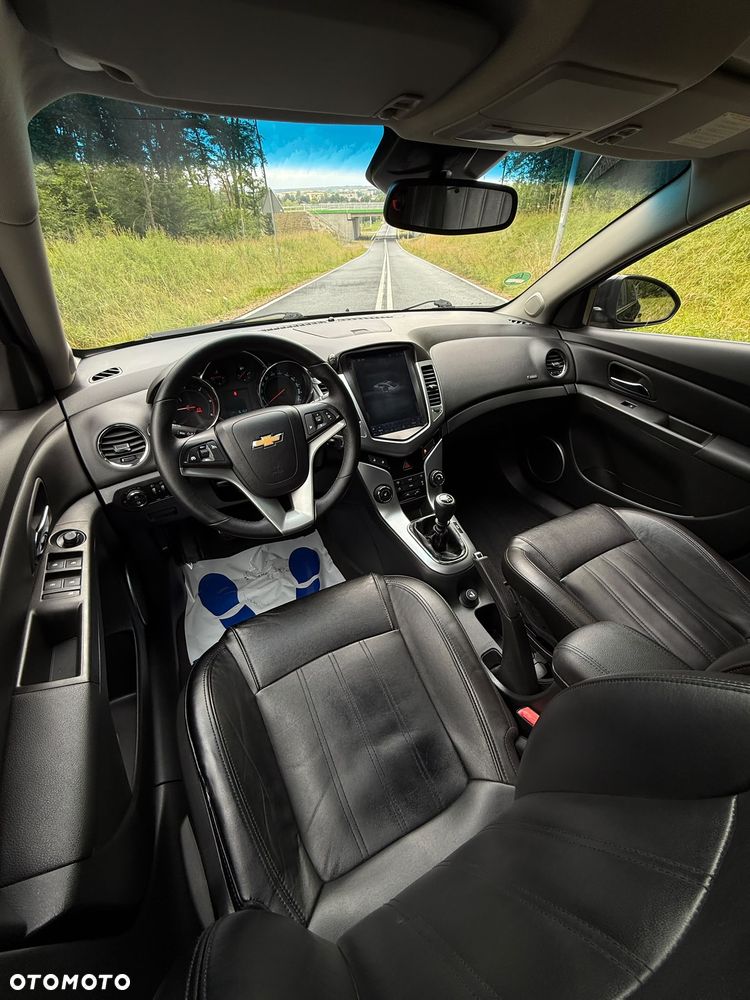Chevrolet Cruze 2.0TD LTZ+ - 25