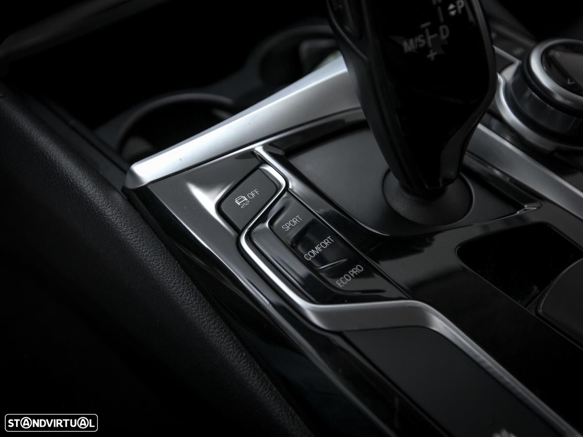 BMW 520 - 24
