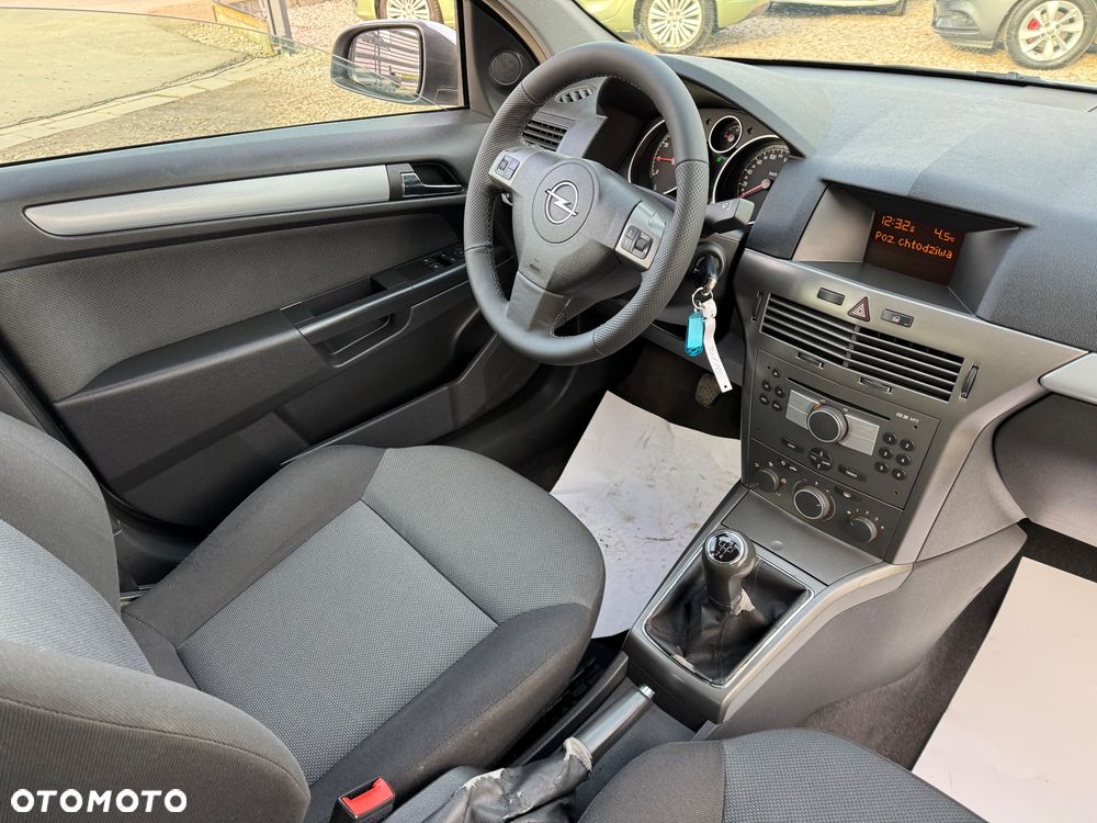 Opel Astra 1.6 - 14