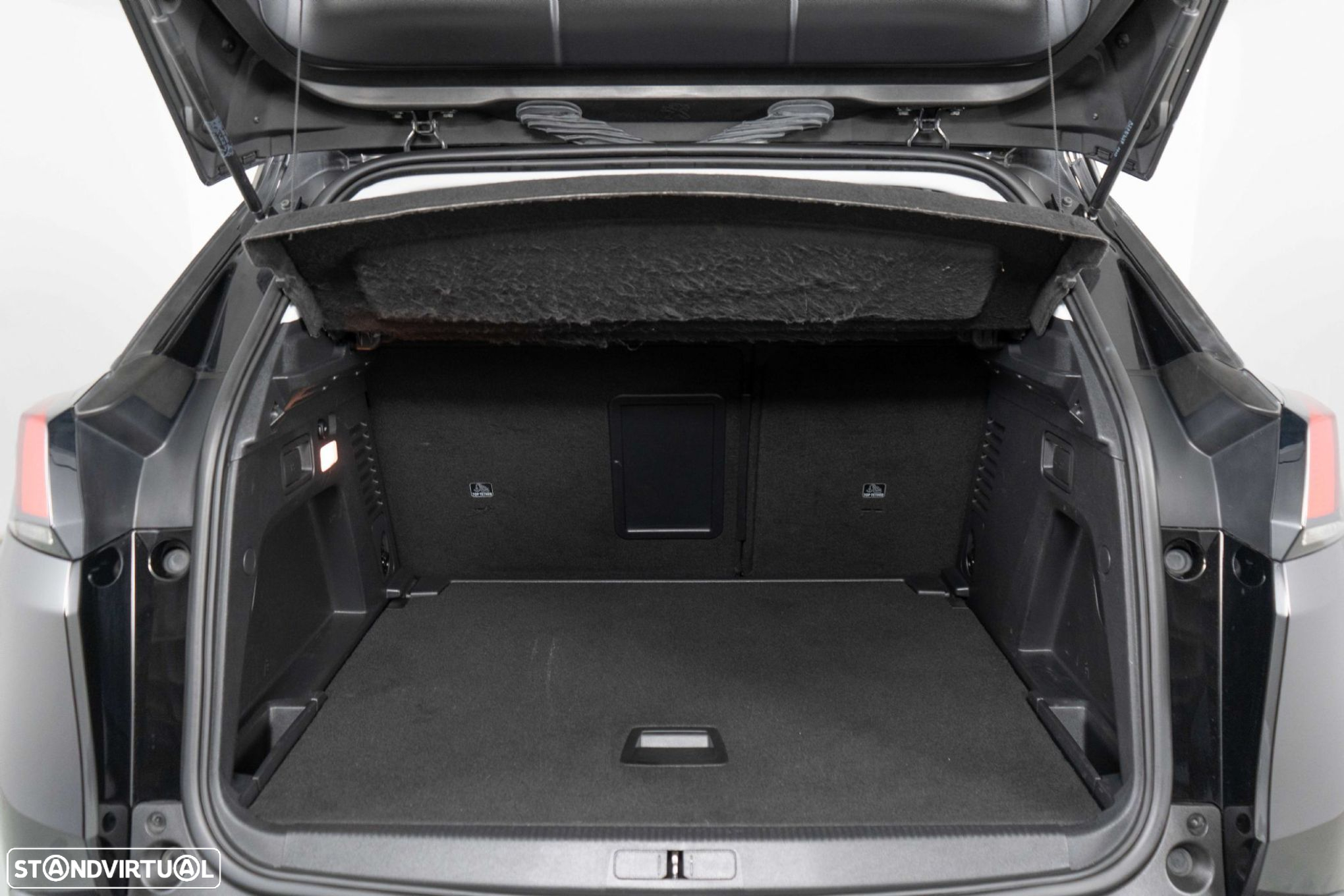 Peugeot 3008 1.2 PureTech Allure EAT6 - 12