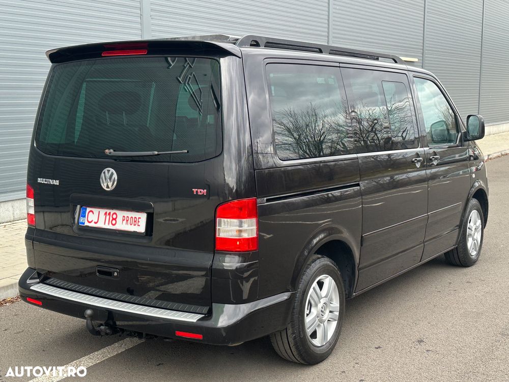 Volkswagen Multivan - 22