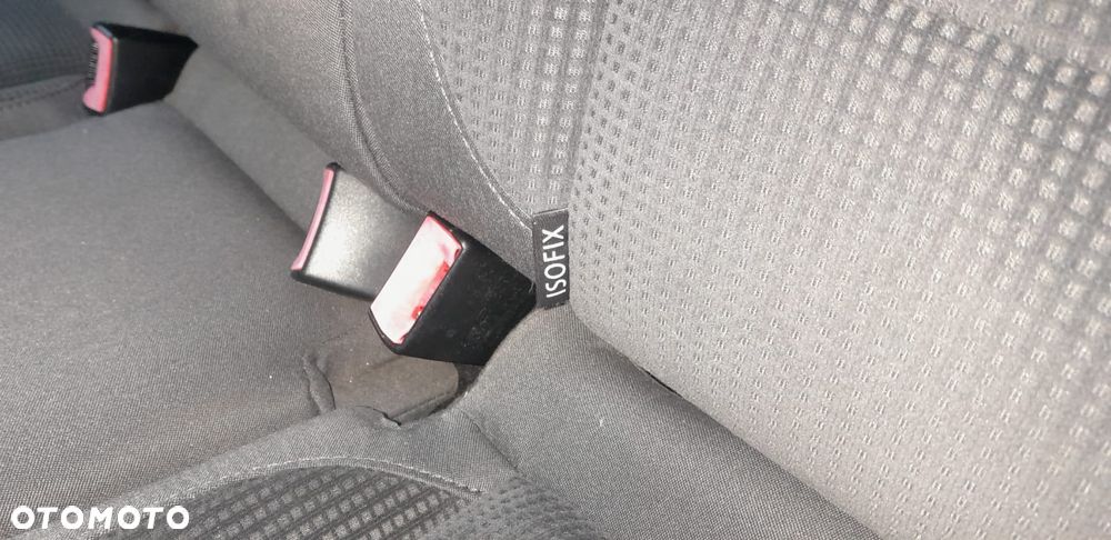 Volkswagen Golf - 24