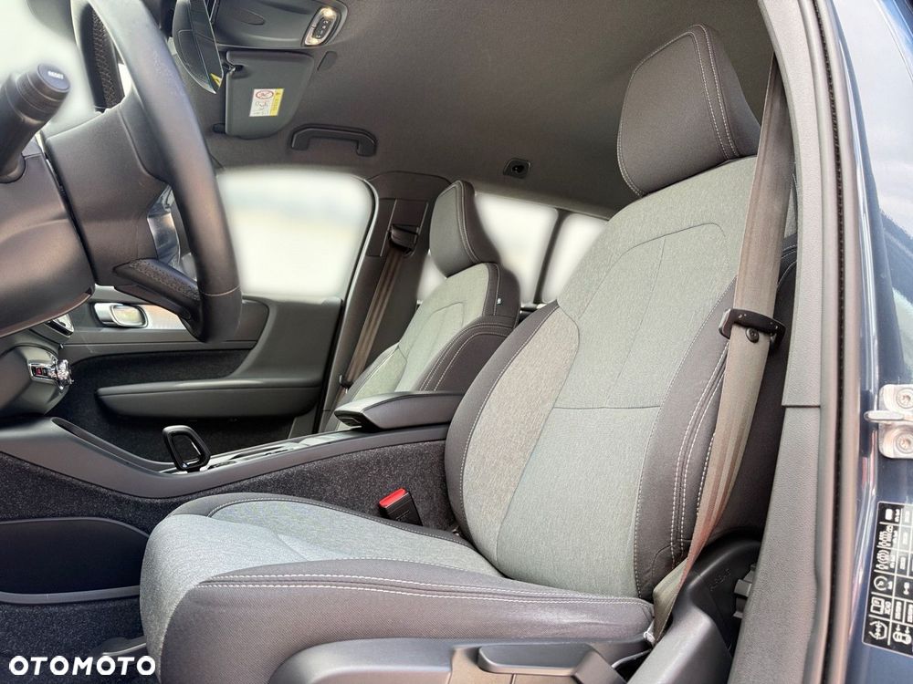 Volvo XC 40 - 11