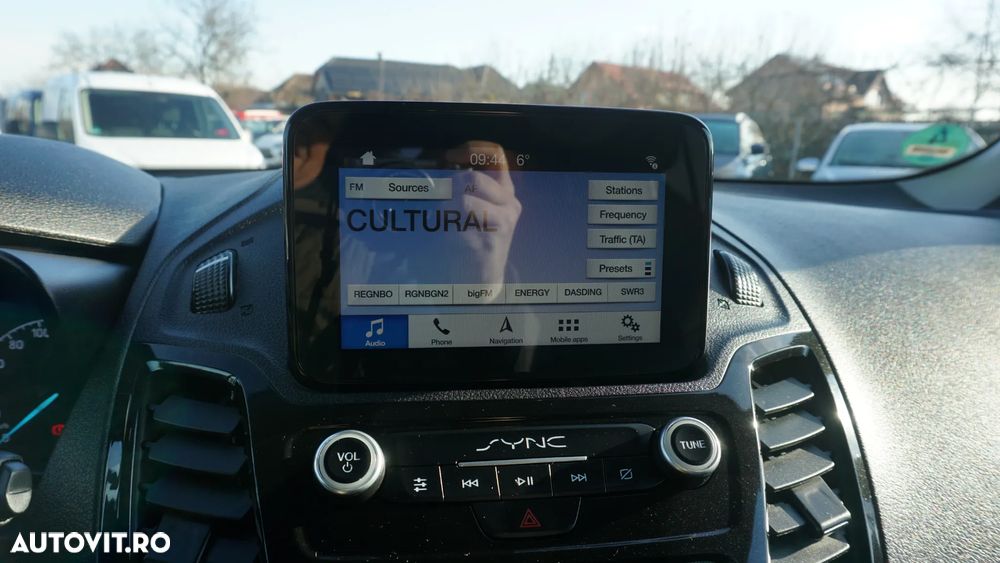 Ford Tourneo Connect Grand 1.5 TDCi Start/Stop Titanium - 26