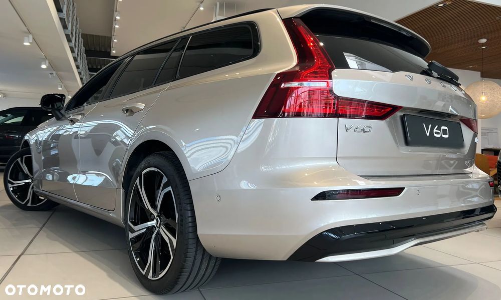 Volvo V60 B4 B Ultimate Dark - 8