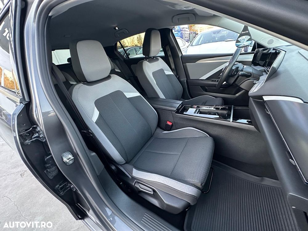 Opel Astra 1.2L Turbo Start/Stop AT8 Elegance - 15