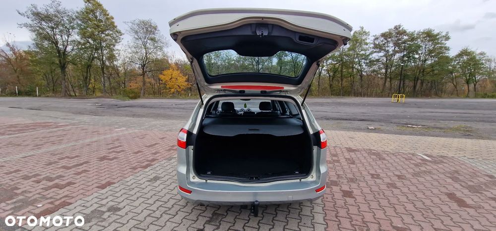 Ford Mondeo 2.0 FF Titanium - 20