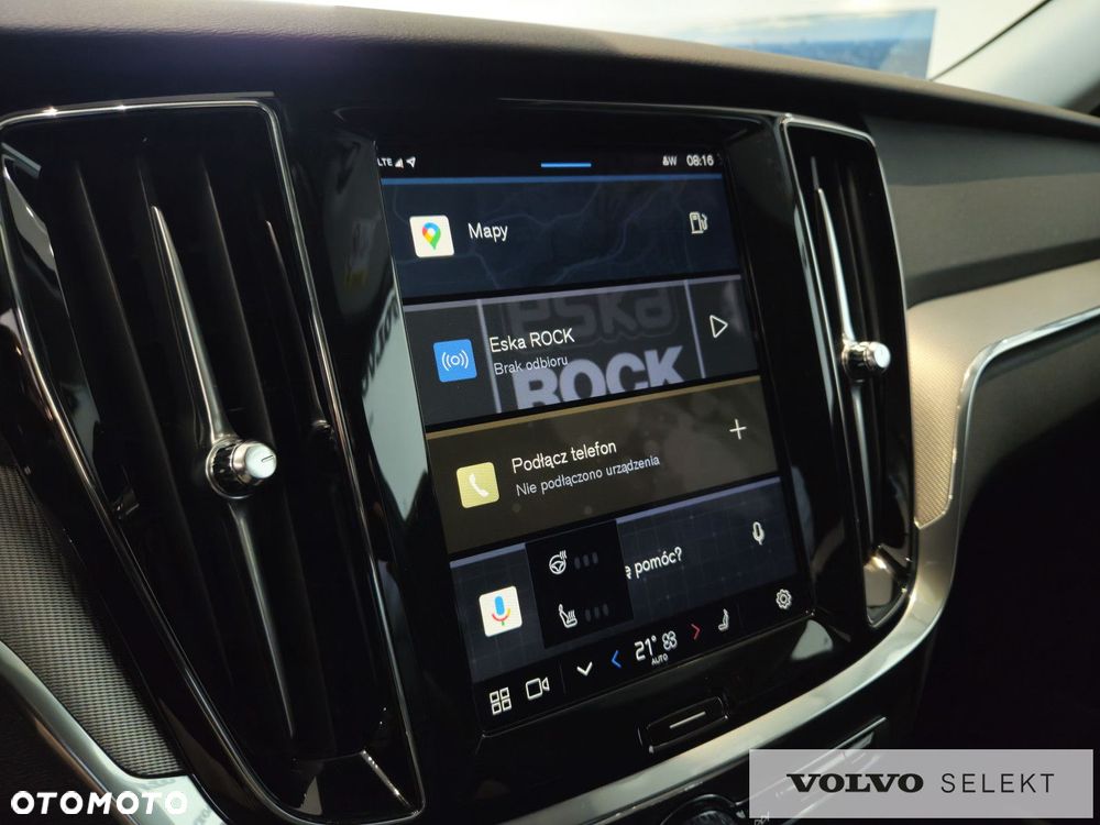 Volvo V60 Cross Country - 24