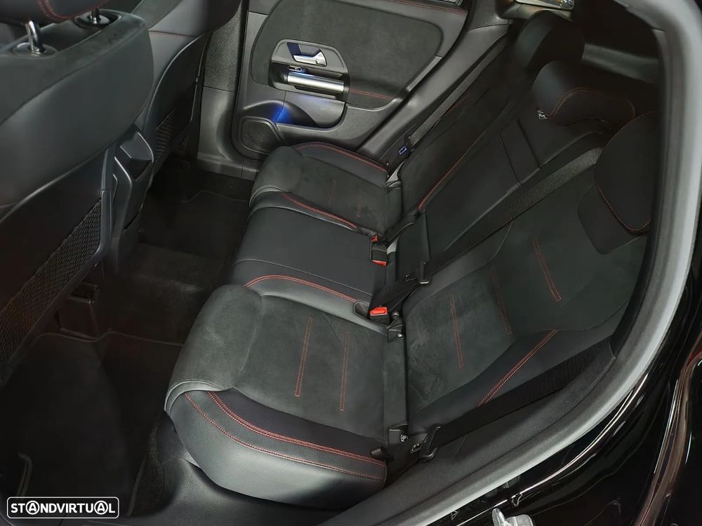 Mercedes-Benz GLA 250 e AMG Line - 18