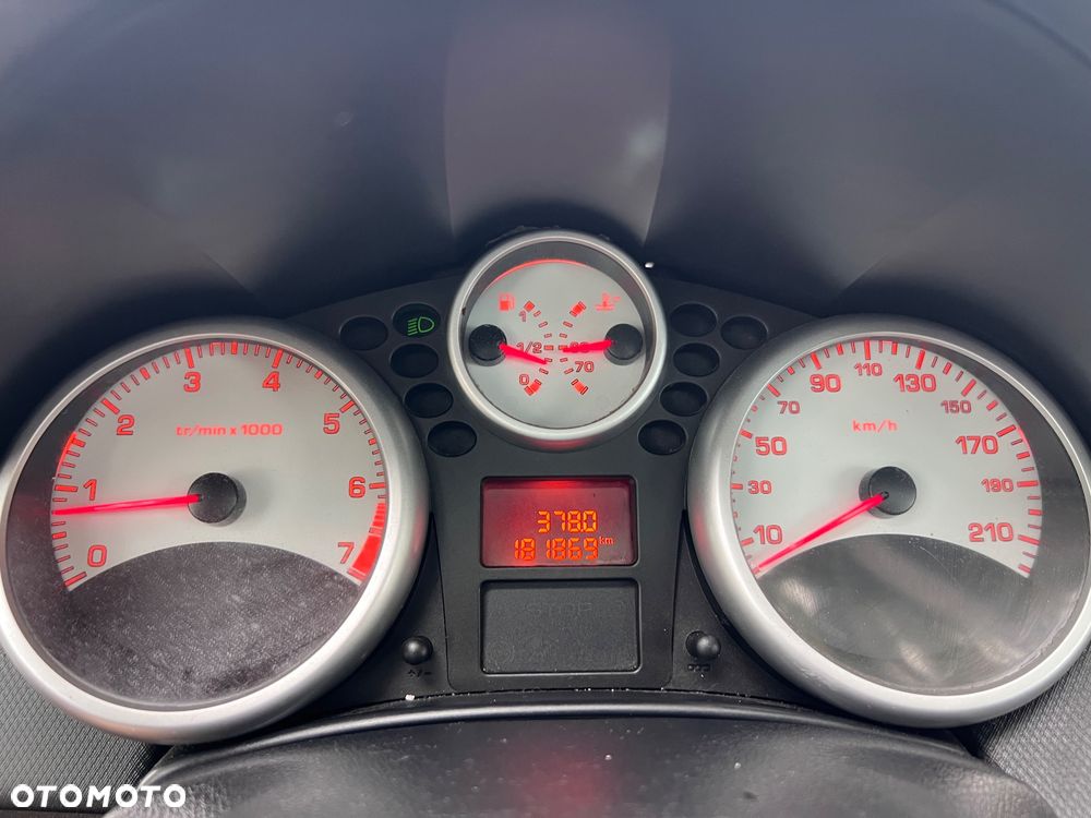 Peugeot 207 - 20