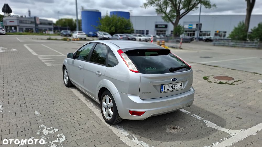 Ford Focus 1.6 TDCi cDPF Ambiente - 3