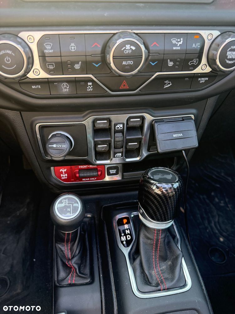 Jeep Wrangler 3.6 Unlim Rubicon - 10
