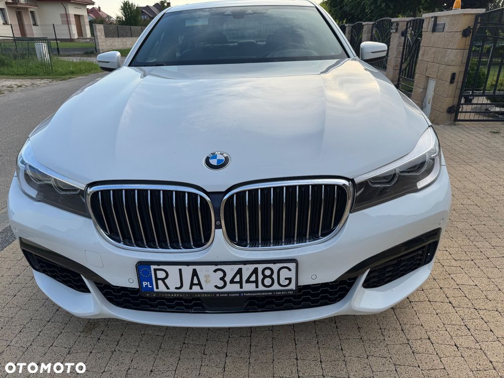 BMW Seria 7 740Li xDrive - 24