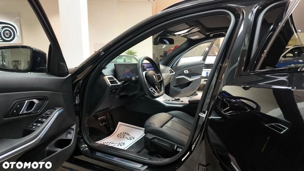 BMW Seria 3 320d xDrive M Sport - 21