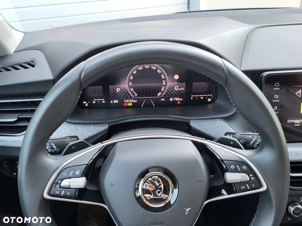 Skoda Scala 1.5 TSI Selection DSG - 14
