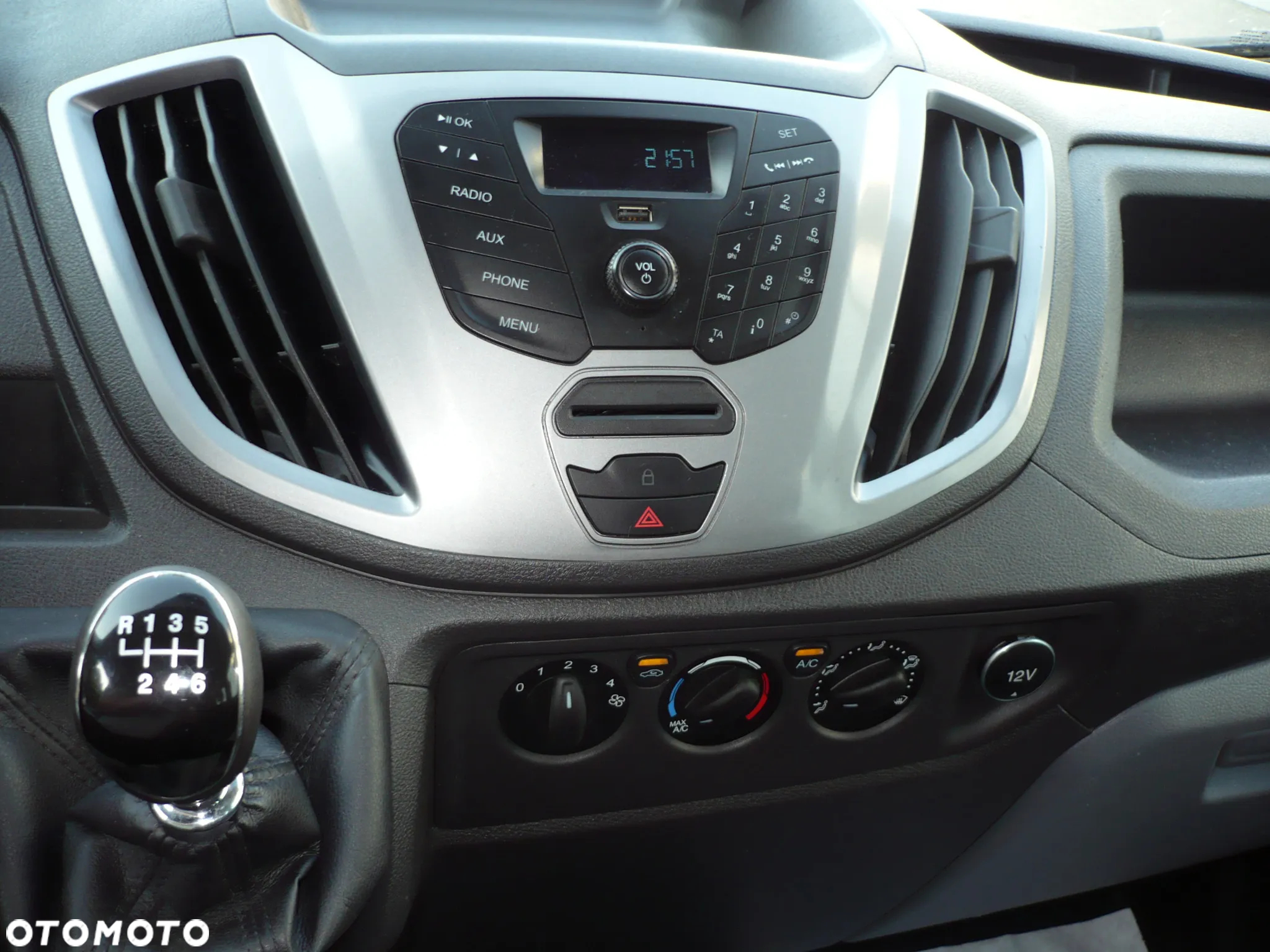 Ford Transit - 8