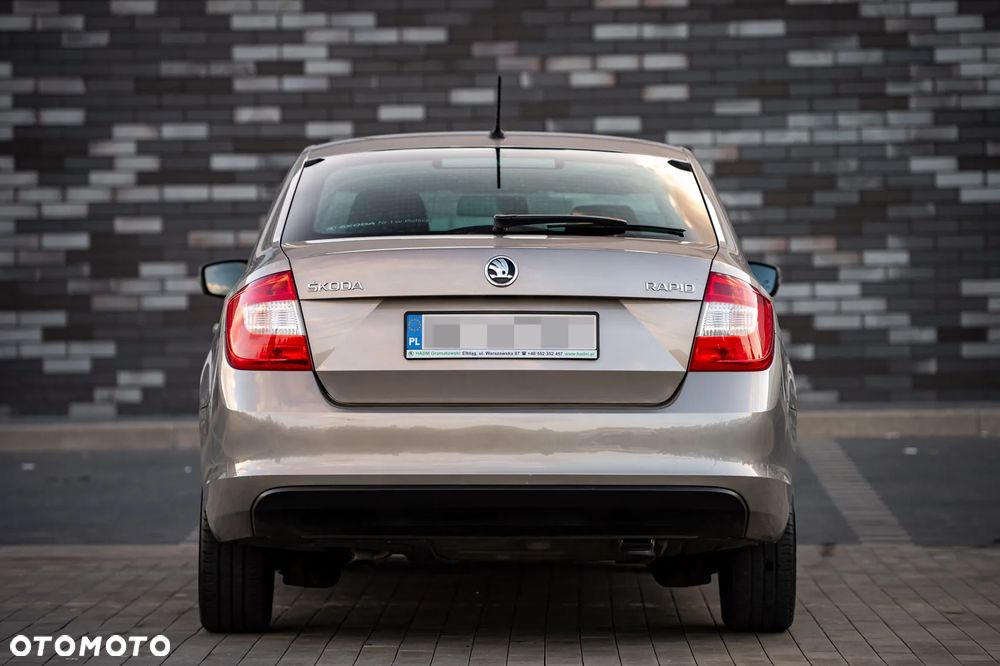 Skoda RAPID 1.2 TSI Active - 5
