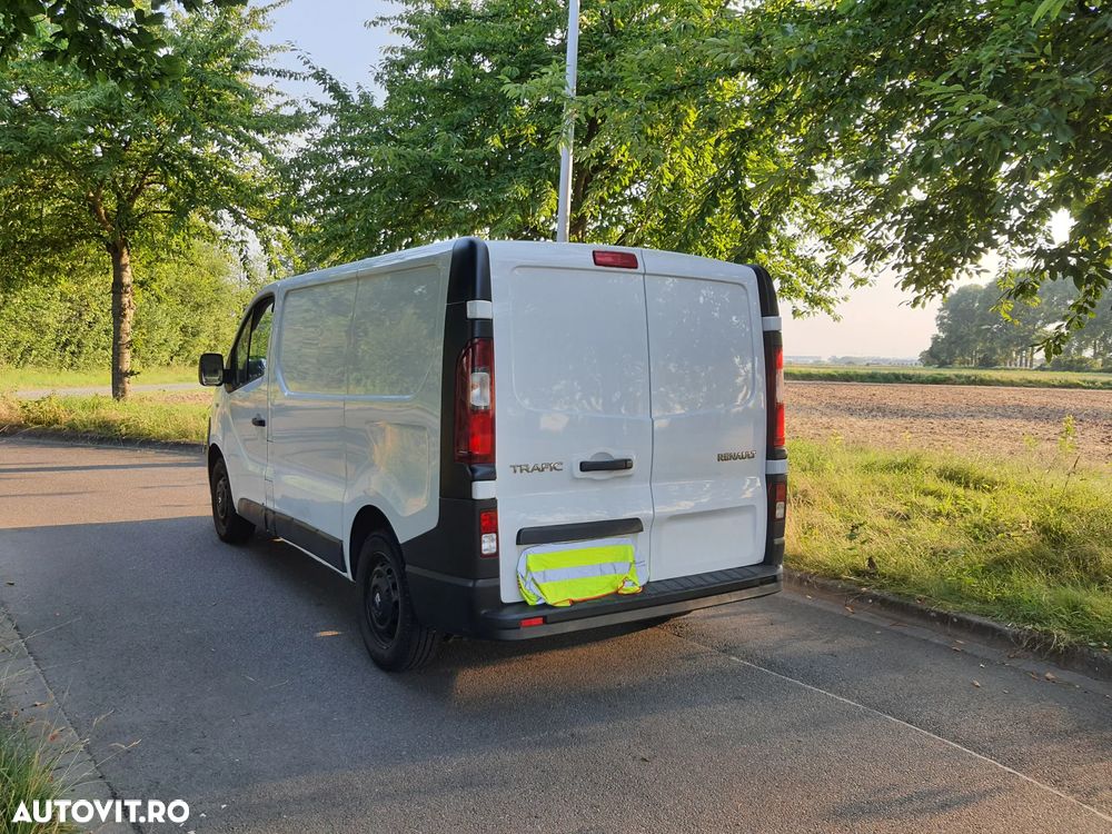 Renault Trafic dCi 95 Combi Authentique - 1