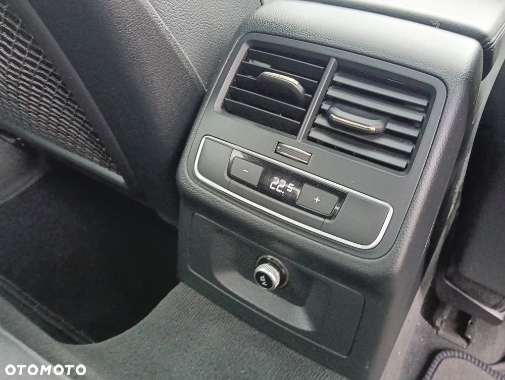 Audi A4 Limousine 2.0 TFSI quattro S tronic design - 30