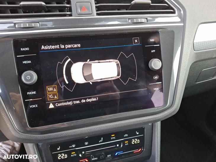 Volkswagen Tiguan - 23