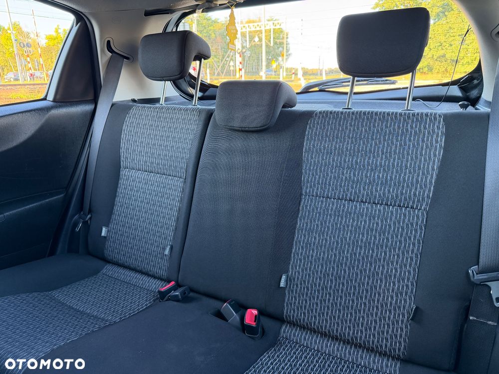 Toyota Yaris 1.0 VVT-i Launch Edition - 10