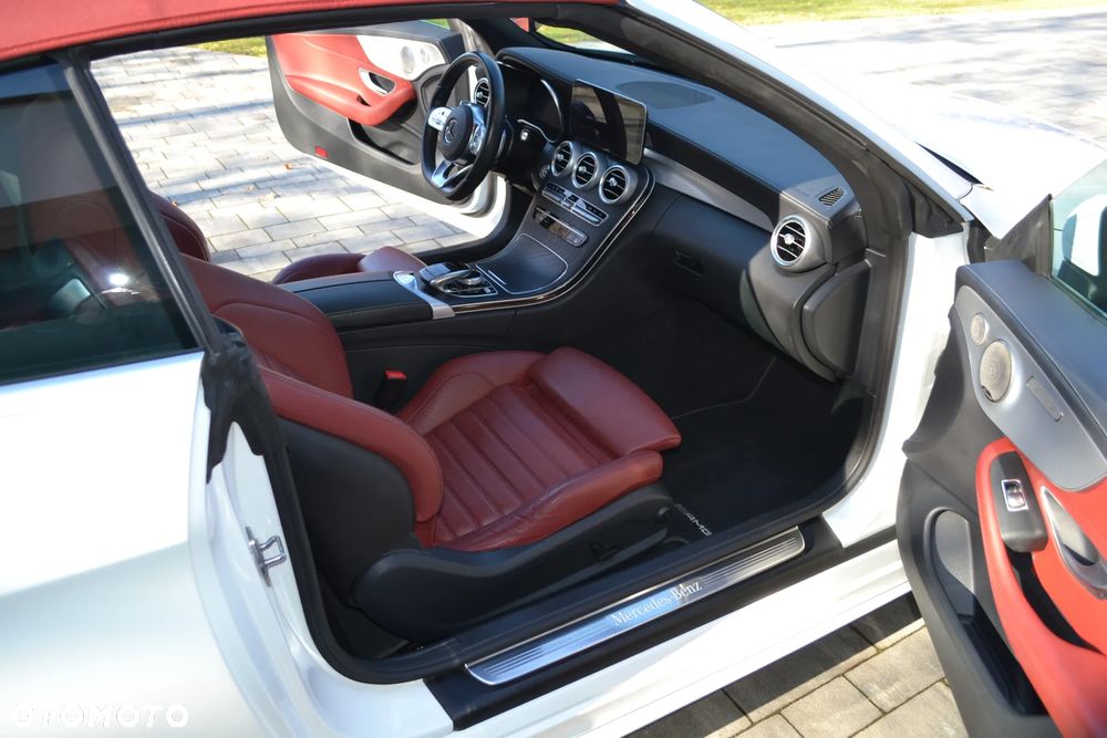 Mercedes-Benz Klasa C 220 d Cabrio 9G-TRONIC AMG Line - 10