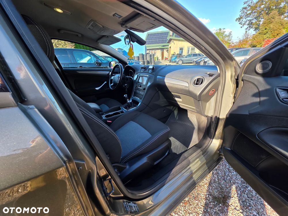 Ford Mondeo 2011 photo 5