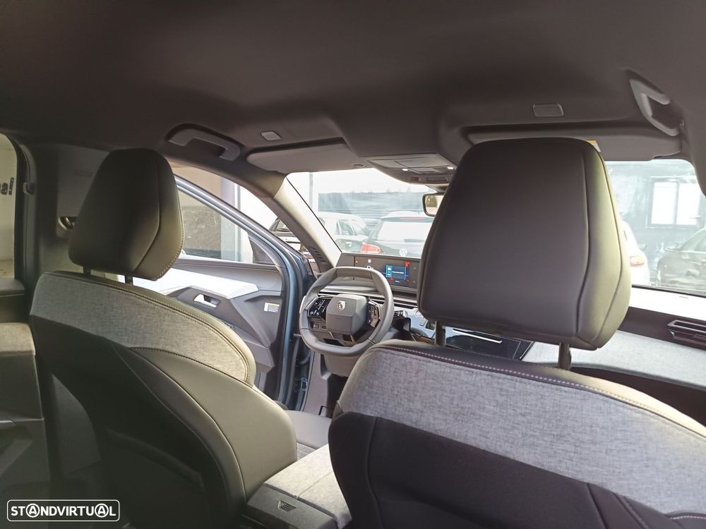 Peugeot E-5008 73 kWh Allure - 36