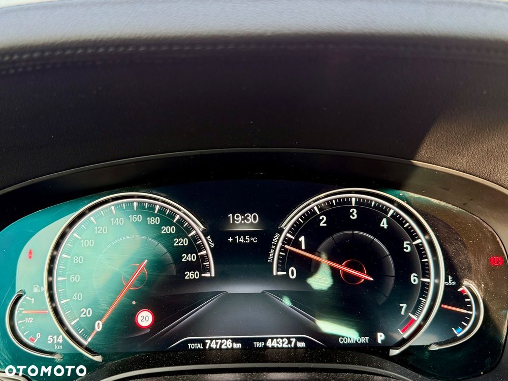 BMW Seria 5 530i xDrive M Sport sport - 10