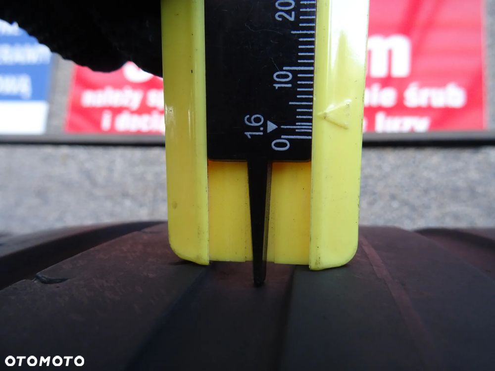 275/35/R19 100Y Pirelli Pzero PZ4 - 5