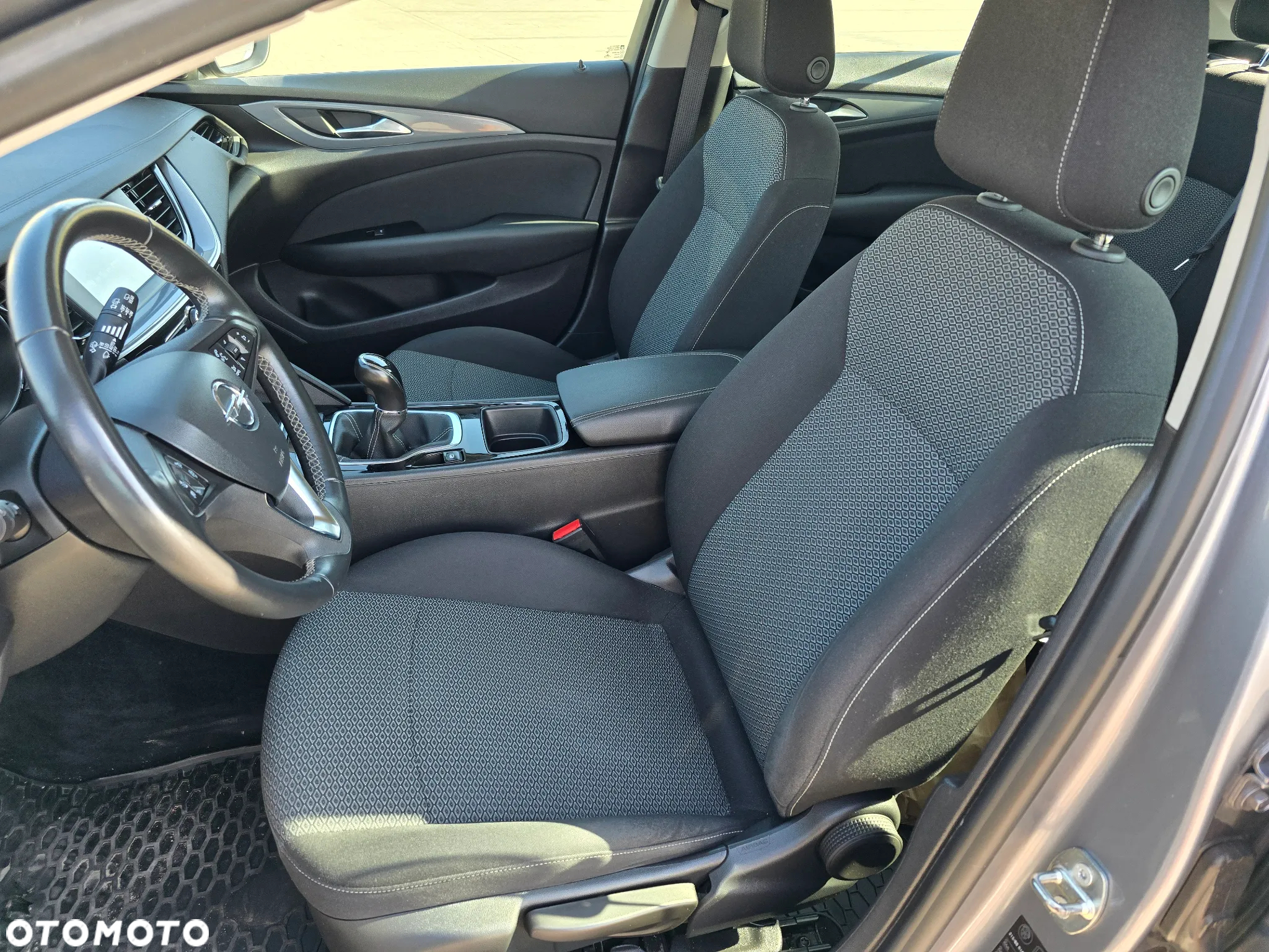 Opel Insignia 1.6 CDTI Enjoy S&S - 17