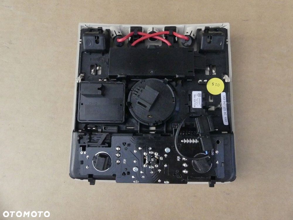 dw vw scirocco lampka podsufitki 1k8947105bc - 3